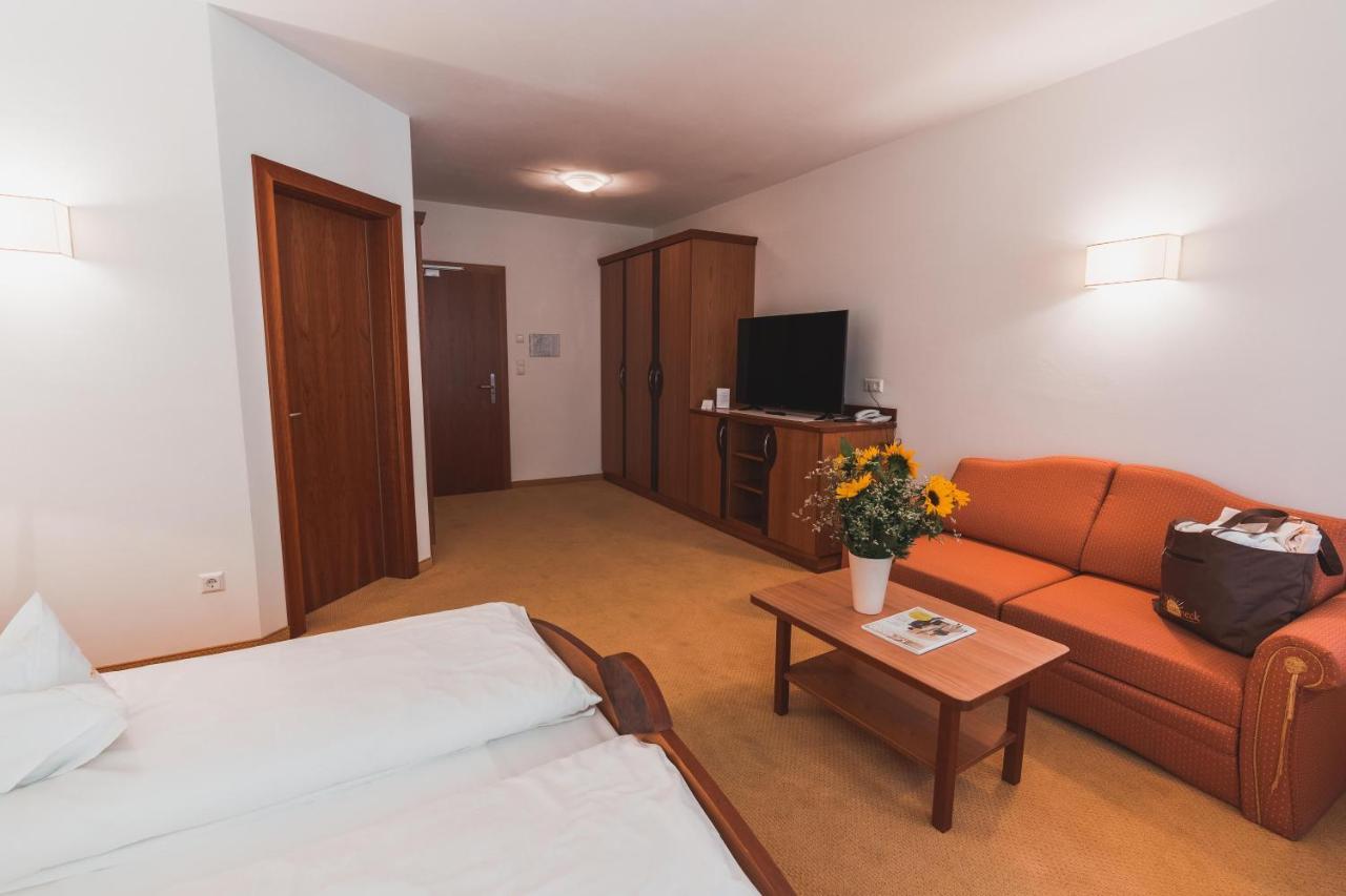 Hotel Am Sonneck Lagundo Luaran gambar