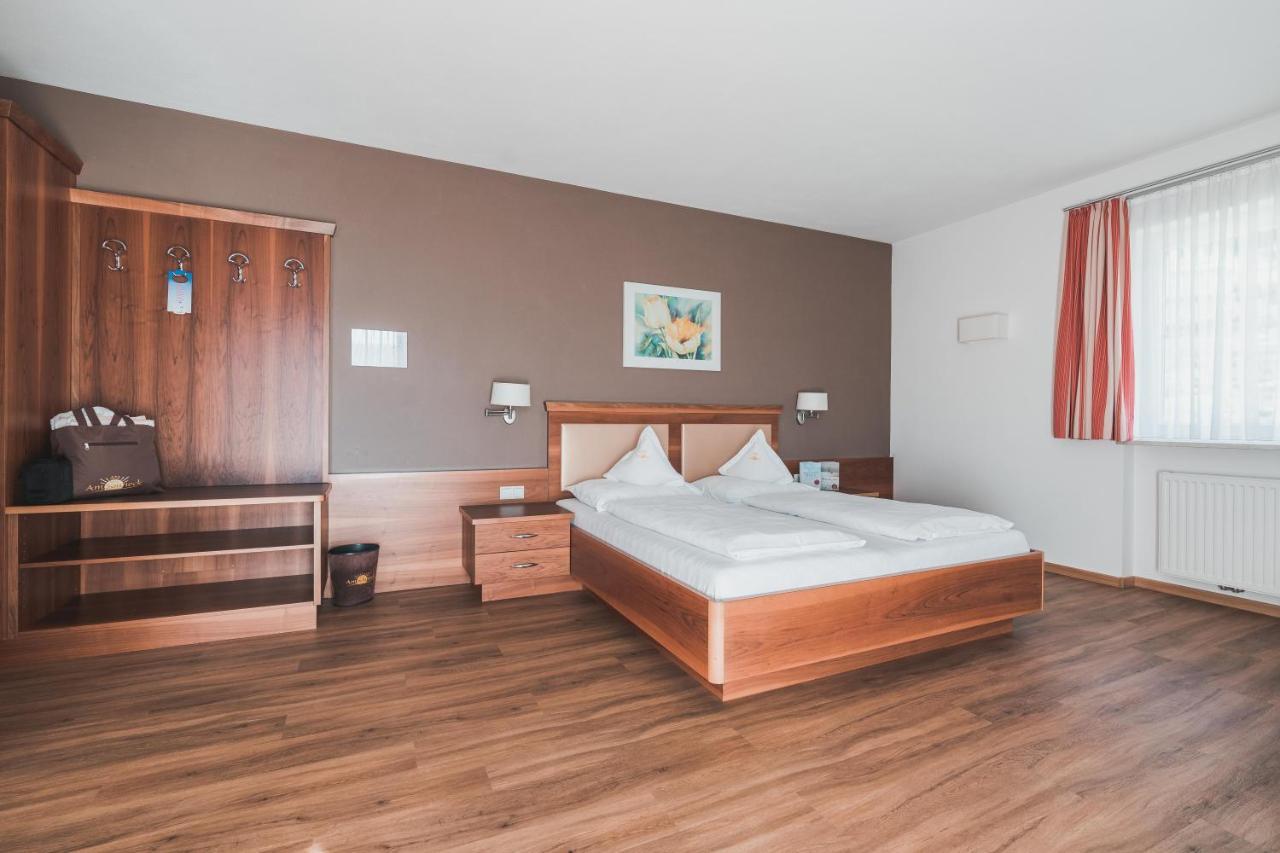 Hotel Am Sonneck Lagundo Luaran gambar